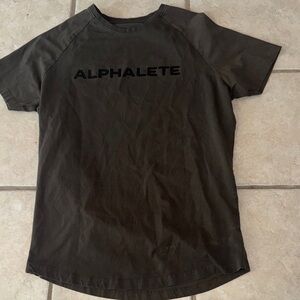 Alphalete Top Performance Fit